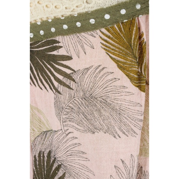 Easel Los Angeles Tank‎ Top Crochet Palm Leaf Sleeveless Casual Summer Blouse - Picture 12 of 13